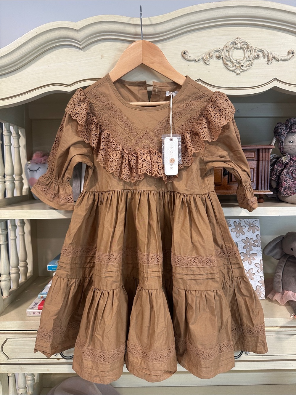 Noralee size 6 Genevieve ruffle dress - NWT